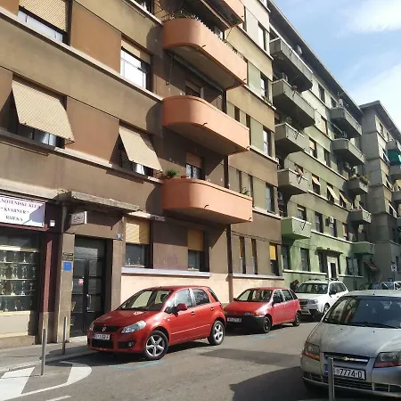 Zagrad Apartment *